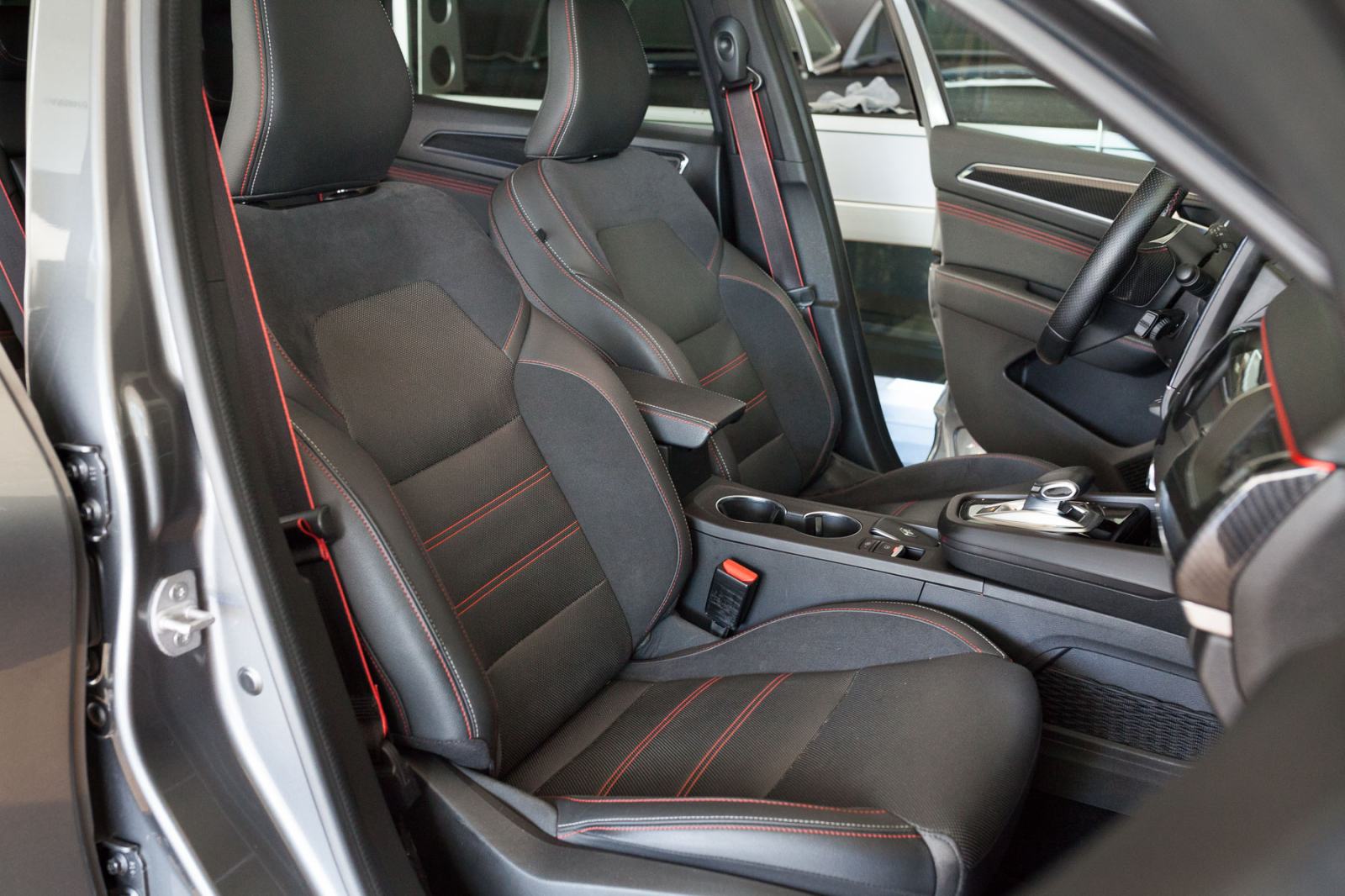 Renault Megane Conquest 1.6 hybrid RS line/FULL OPREMA /LEASING/SERVIS, fotografija 18