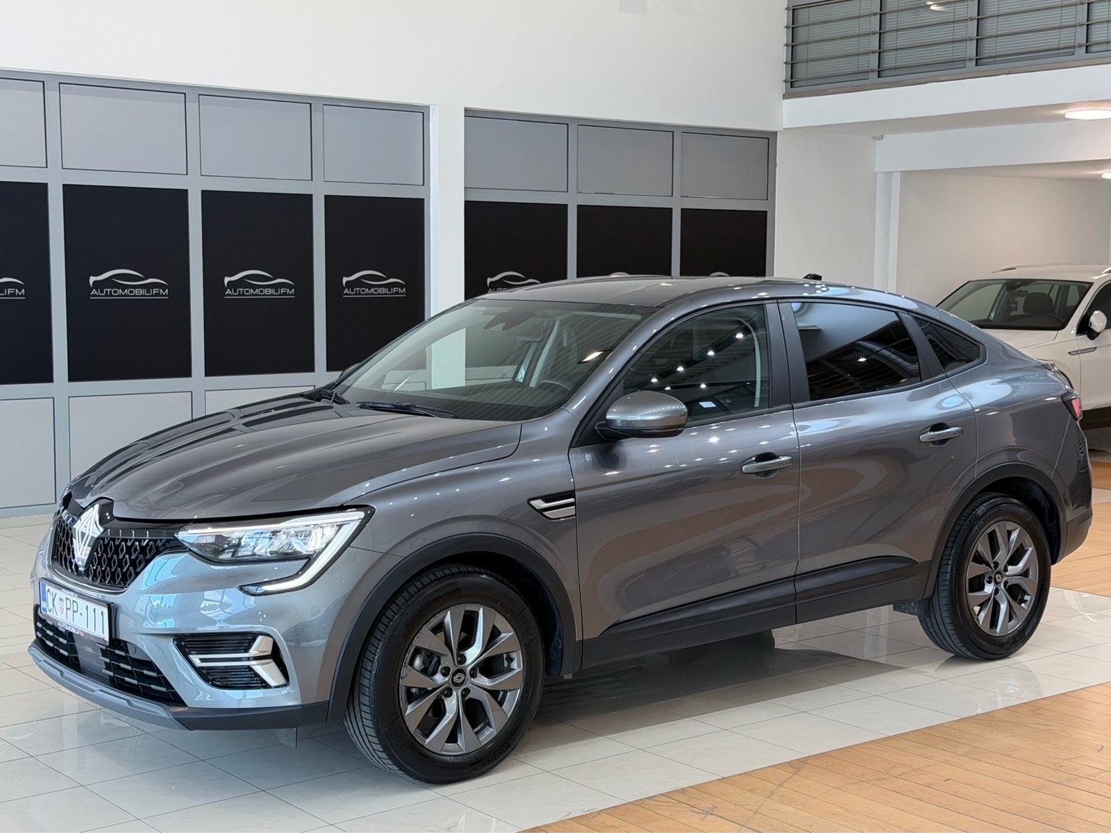 Renault Megane Conquest | ARKANA | 1,3 TCe 140 | 2024 | EDC | FACELIFT, pogled izvana - slika 3