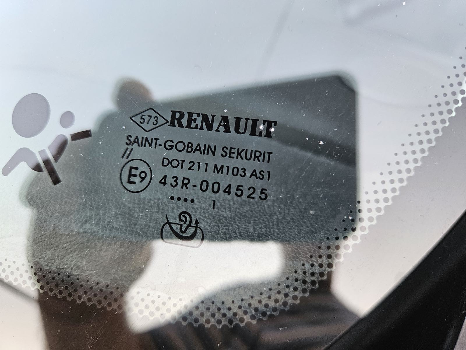 Renault Megane Coupe 1,5 dCi GT LINE,TOP STANJE!!!, fotografija 17