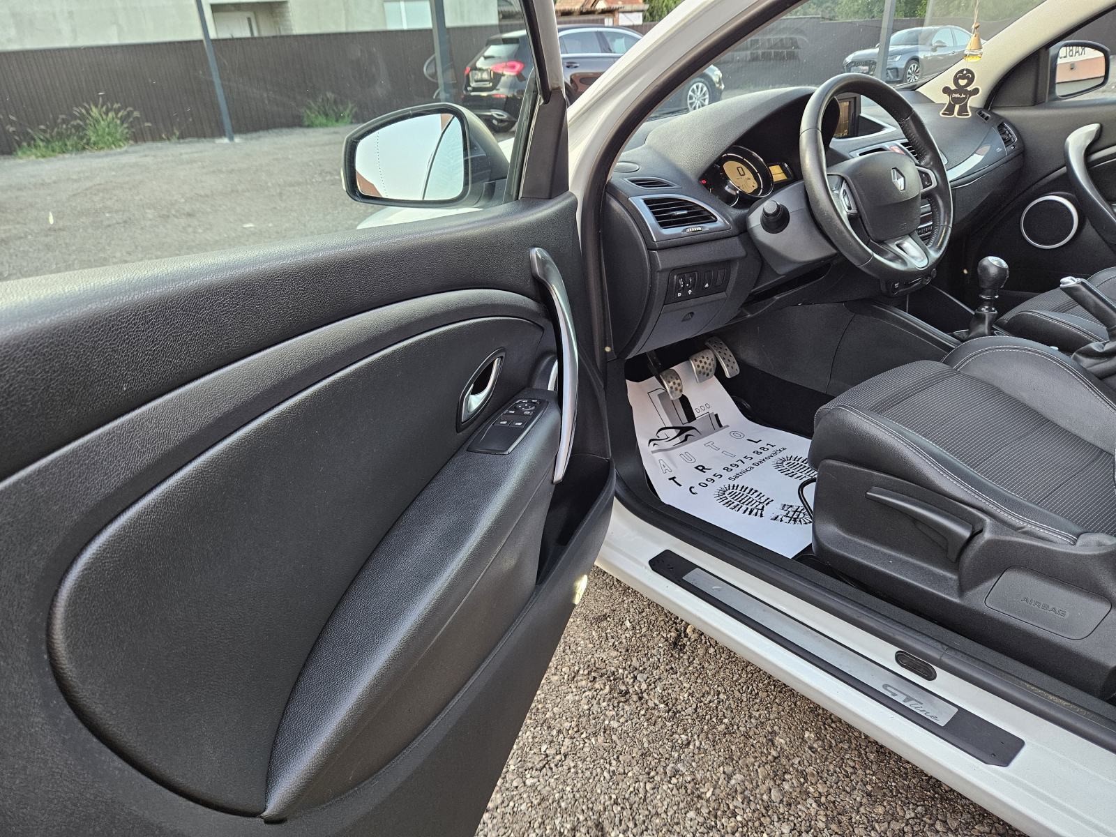 Renault Megane Coupe 1,5 dCi GT LINE,TOP STANJE!!!, fotografija 14