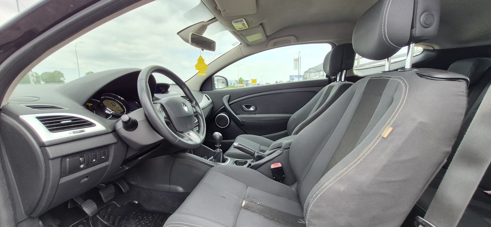 Renault Megane Coupe 1,5D, 6 BRZINA, XENON, AUT.KLIMA,TEMP, REG. 1/27., fotografija 13