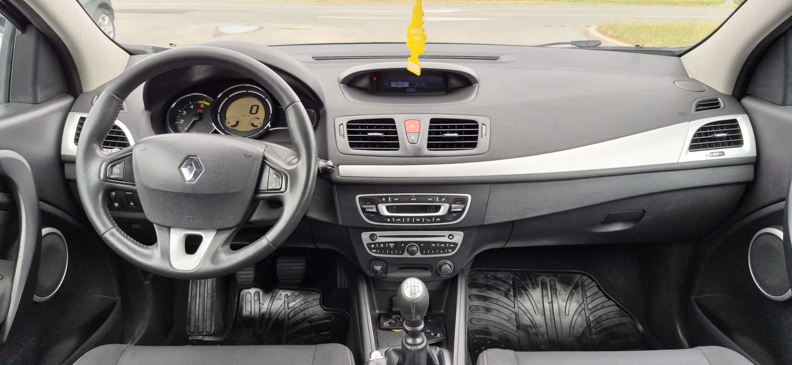 Renault Megane Coupe 1,5D, 6 BRZINA, XENON, AUT.KLIMA,TEMP, REG. 1/27., fotografija 14
