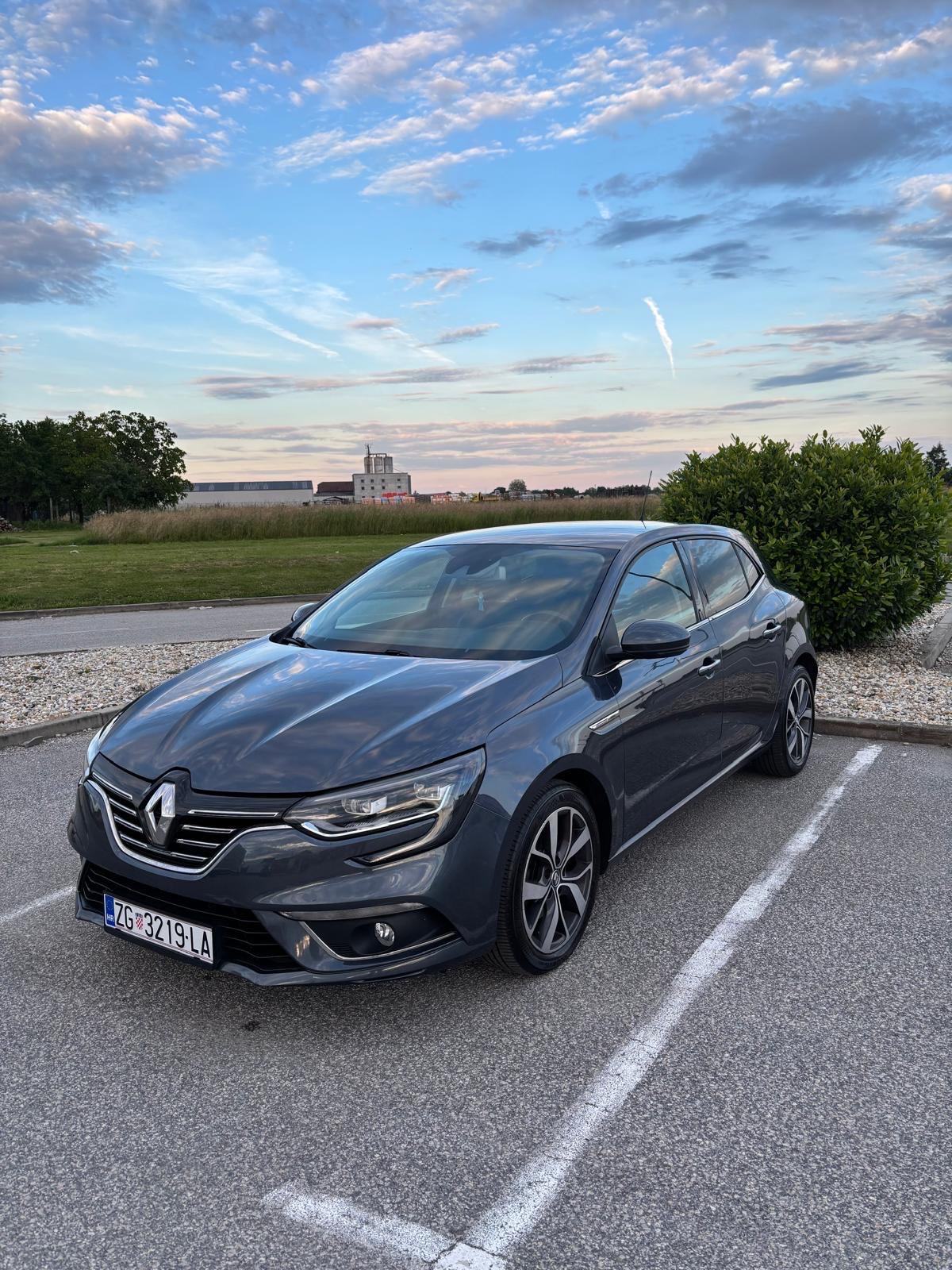 Renault Megane dCi 130 Bose edition, fotografija 1