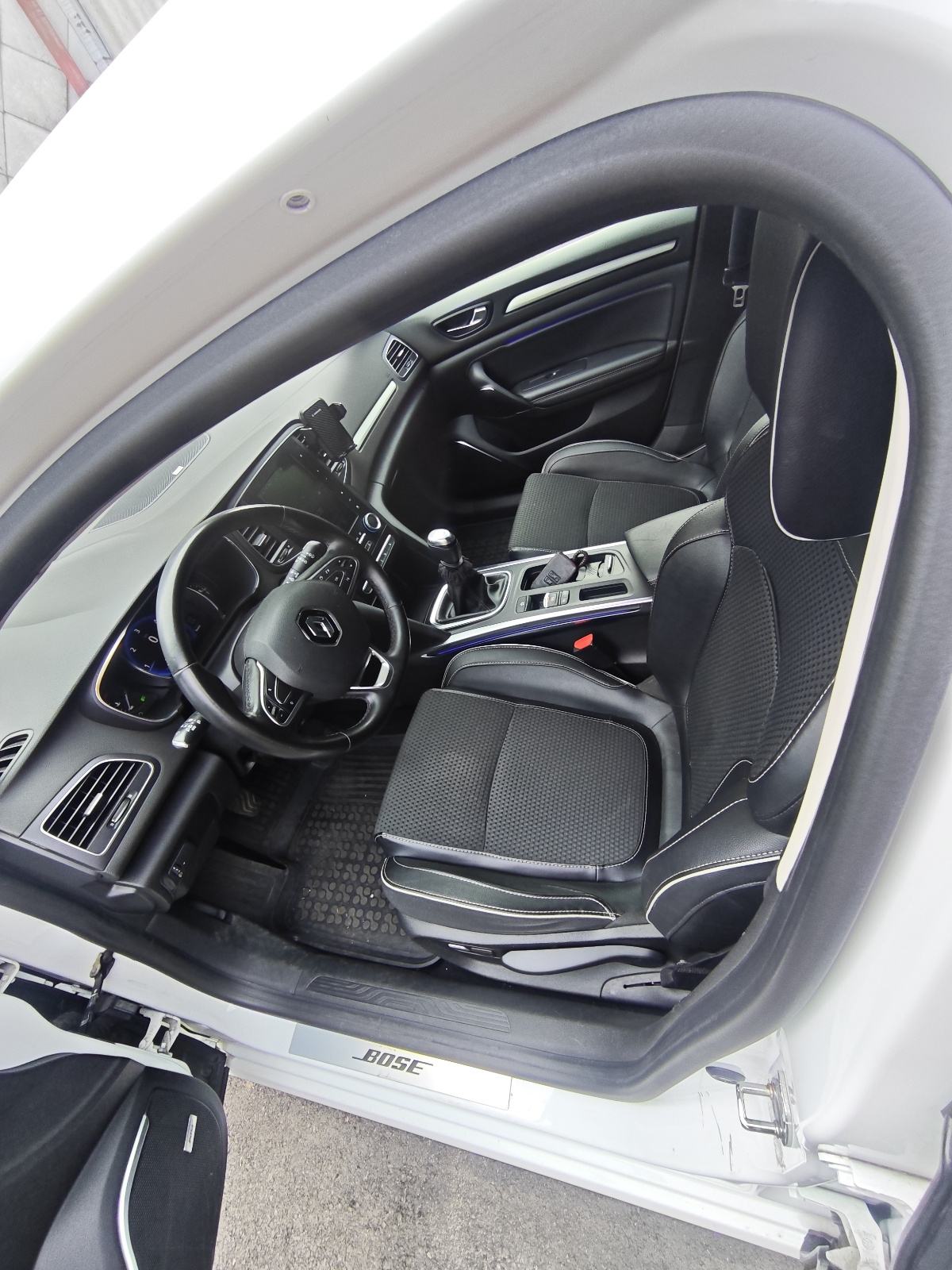 Renault Megane dCi 130, fotografija 8