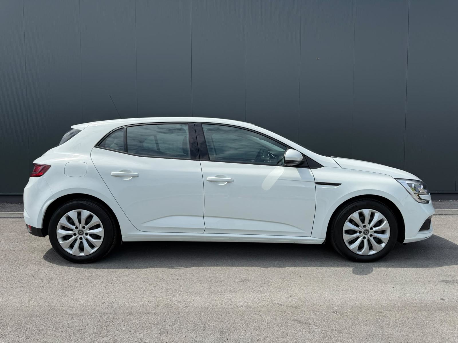Renault Megane 1.5 dci✅ 2020 god ✅ Leasing ✅ Garancija ✅10.399€ + PDV❗, fotografija 6