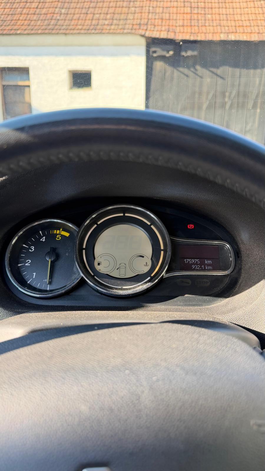 Renault Megane dCi 90, fotografija 9