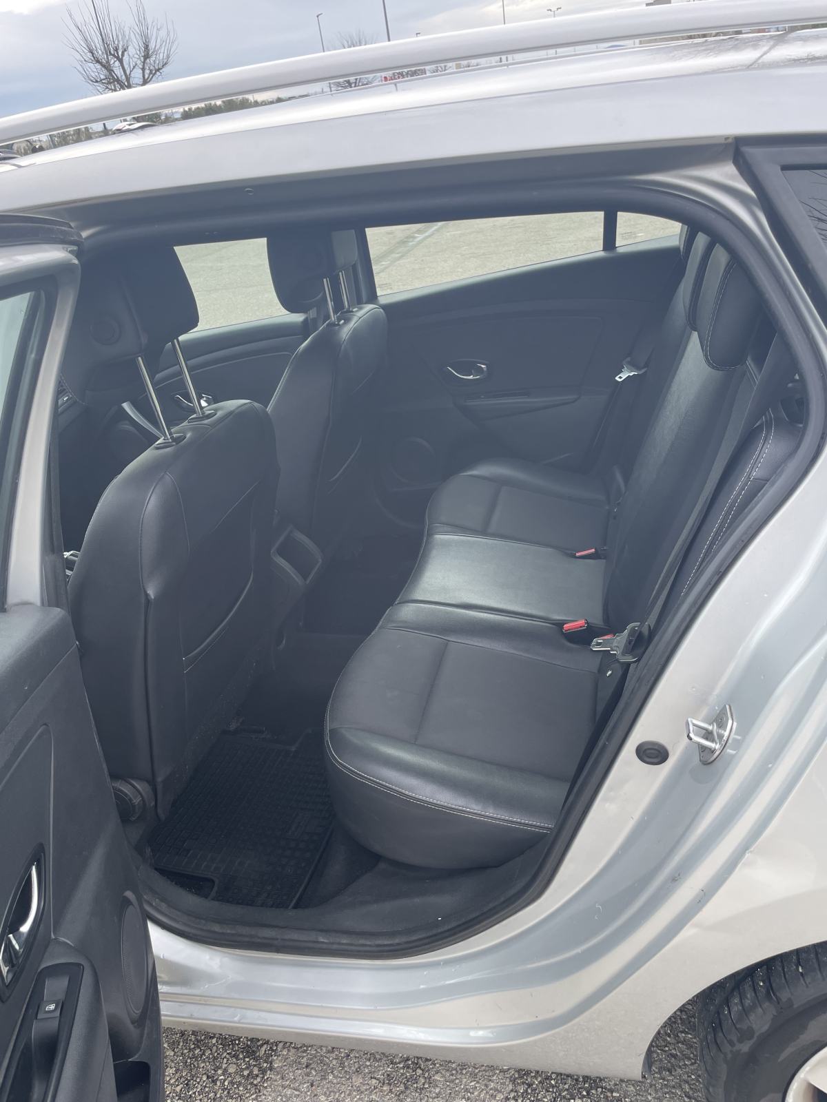 Renault Megane 1.5 dCi 2015 – novo kvačilo, nove gume, reg 03/27, fotografija 7