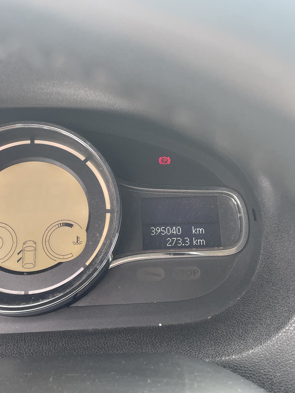 Renault Megane 1.5 dCi 2015 – novo kvačilo, nove gume, reg 03/27, fotografija 9