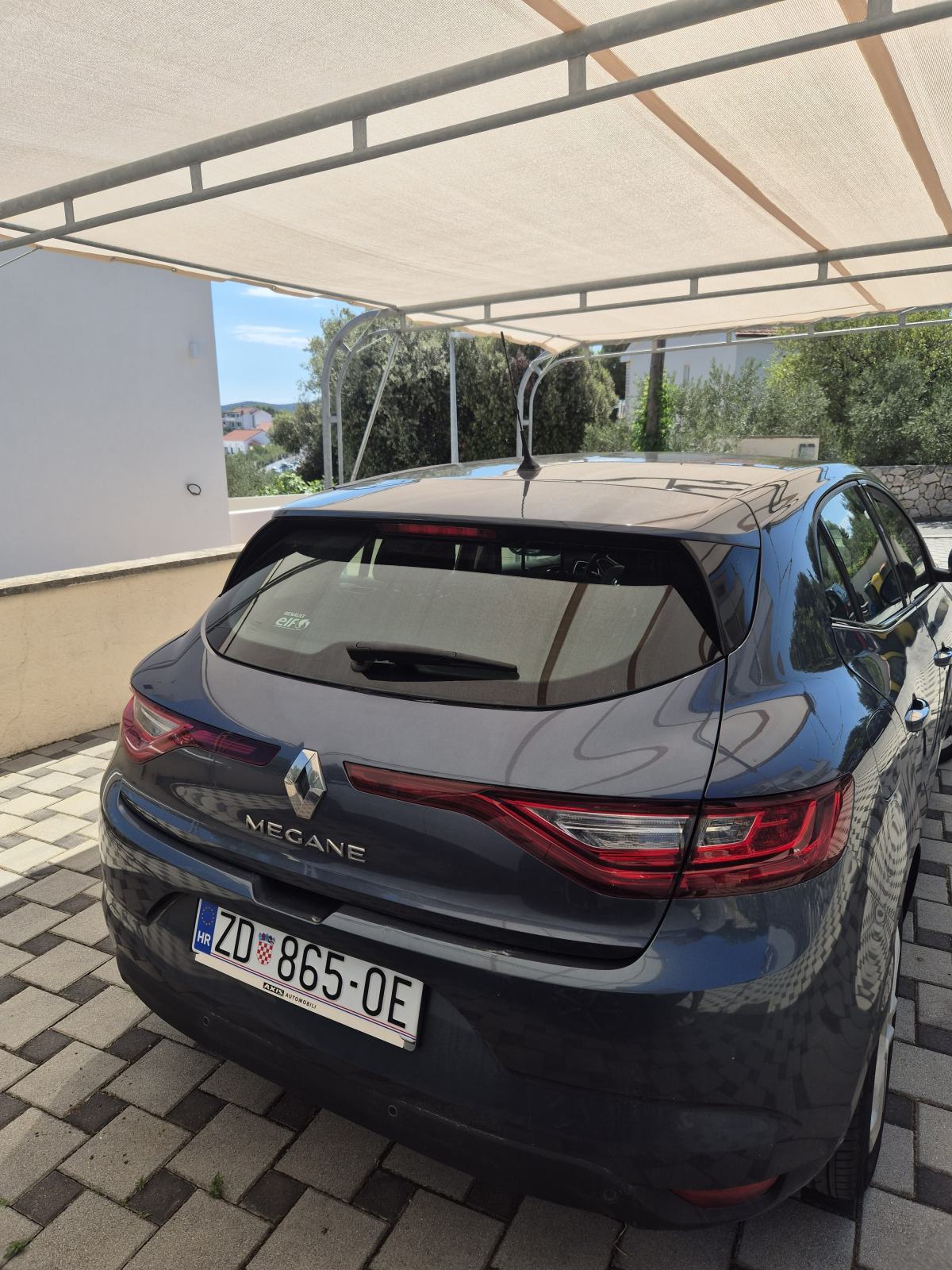 Renault Megane dCi automatik, fotografija 8