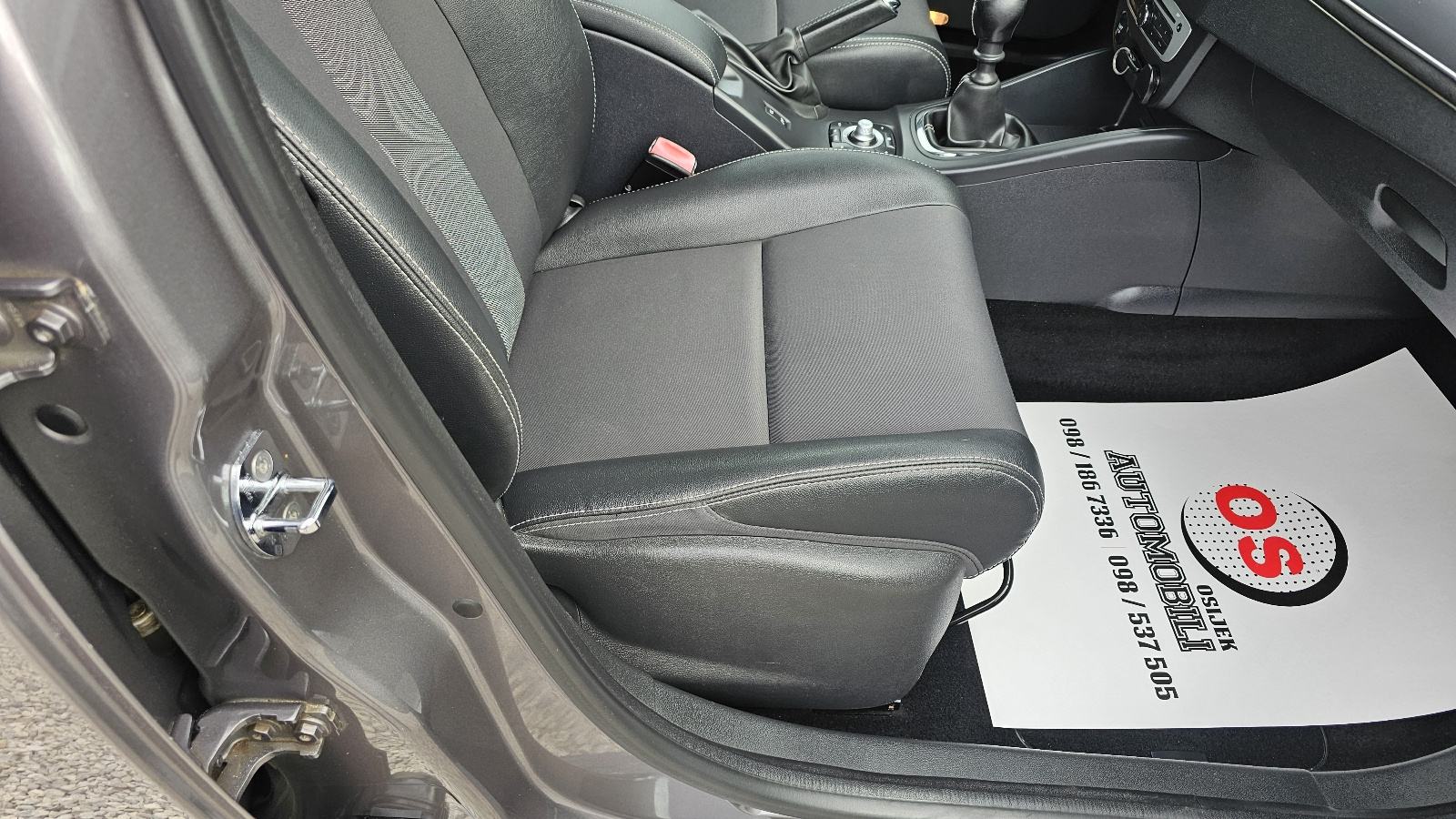 Renault Megane dCi,CLIAMTRONIC,NAVI,PDC,TEMPOMAT,LED,REG.-10/2026, fotografija 11