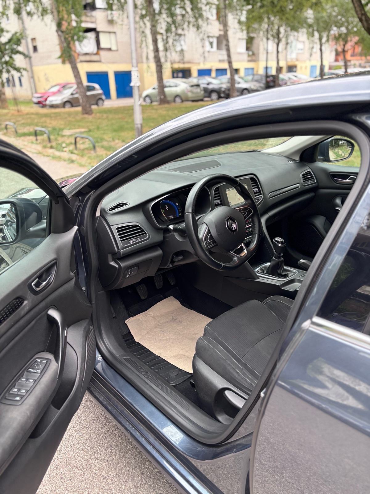 Renault Megane dCi, fotografija 15