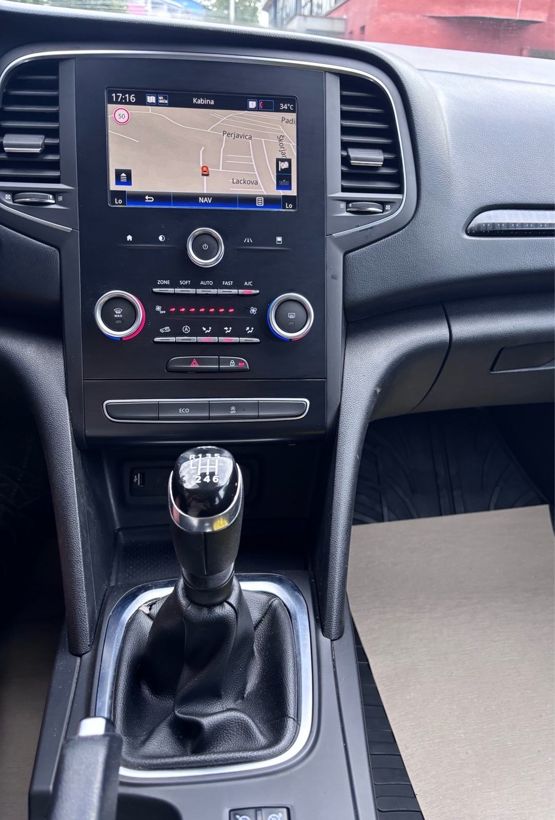 Renault Megane dCi, fotografija 12