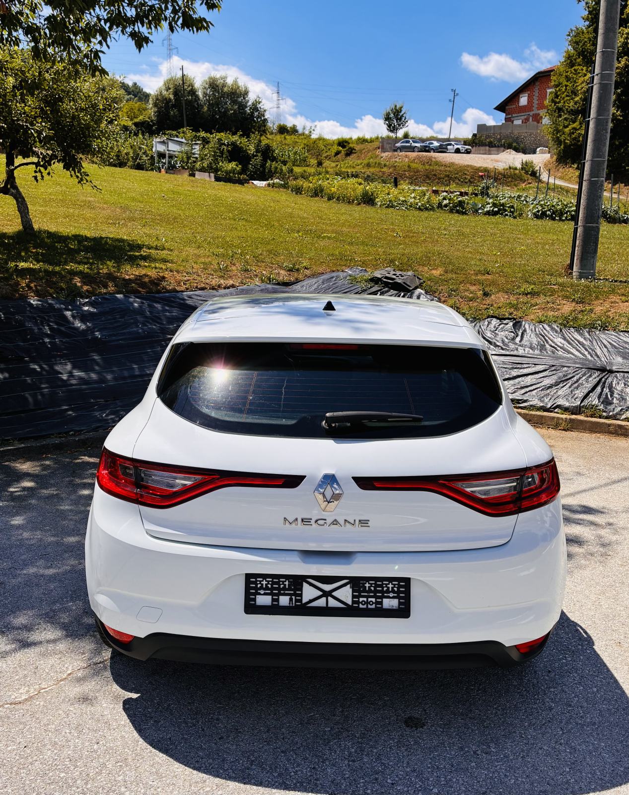 Renault Megane - Dizel - 110 000 Km - 2020 godina, pogled izvana - slika 4