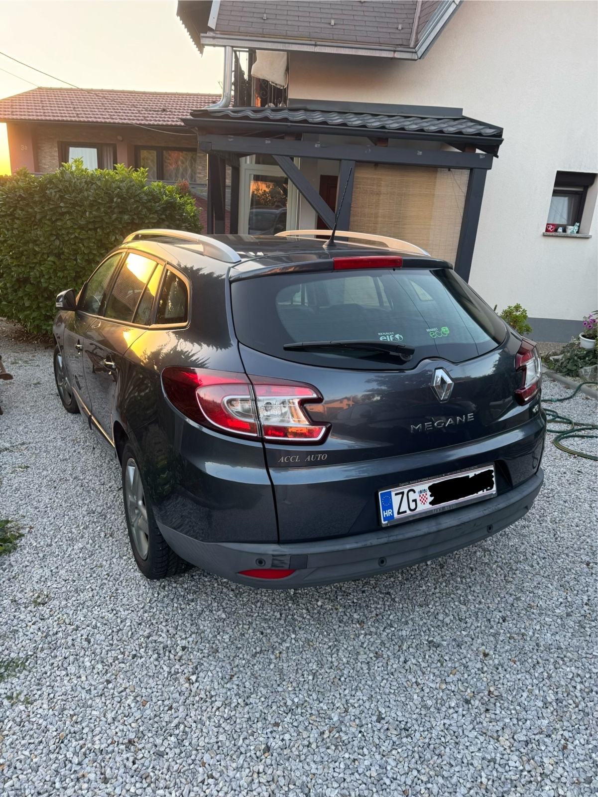 Renault Megane Grand Toure 1.5 dci, fotografija 3