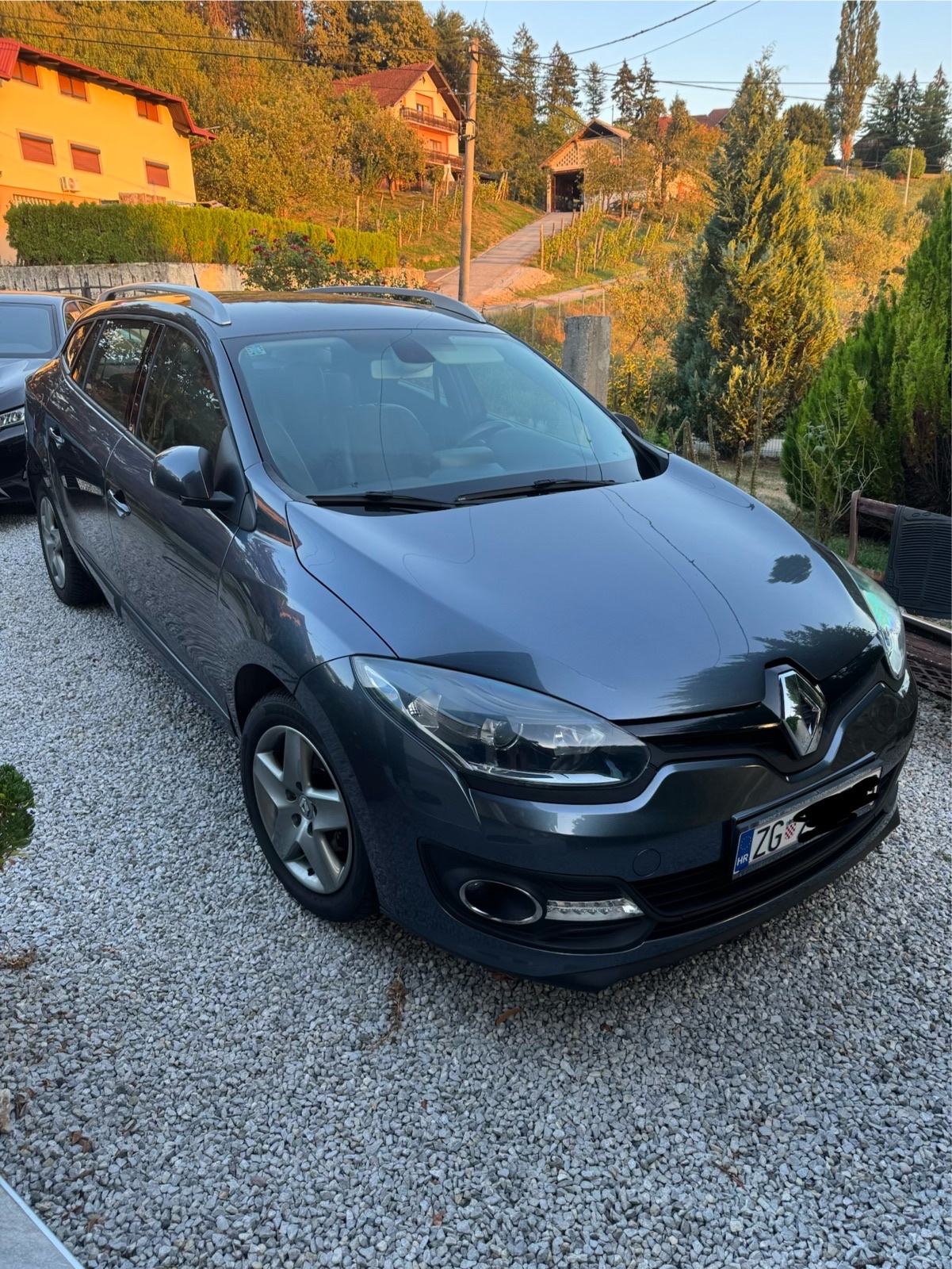Renault Megane Grand Toure 1.5 dci, fotografija 2