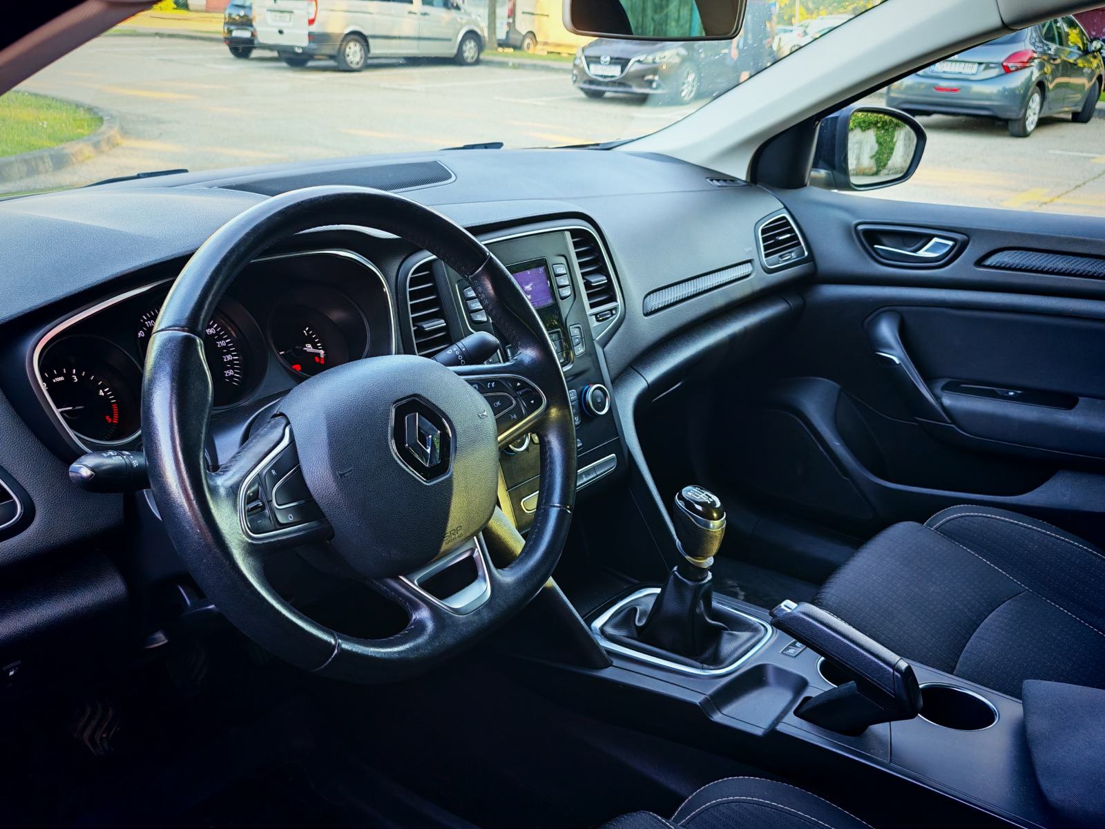 Renault Megane Grandcoupe 1.5 DCi, 1. Vlasnik, Servisna, fotografija 10