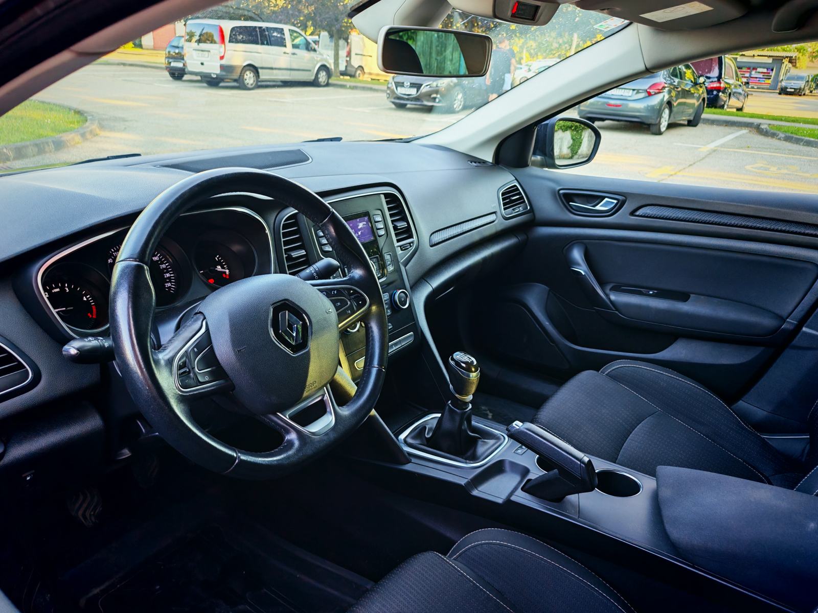 Renault Megane Grandcoupe 1.5 DCi, 1. Vlasnik, Servisna, fotografija 11