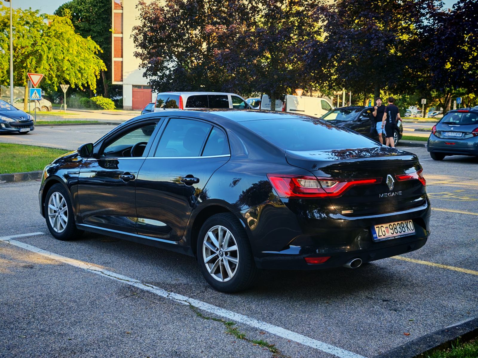Renault Megane Grandcoupe 1.5 DCi, 1. Vlasnik, Servisna, fotografija 6