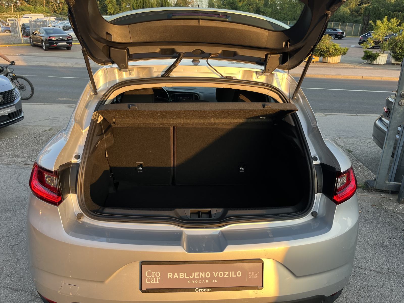 Renault Megane 1.3 TCe 1.VL Nije uvoz, fotografija 20