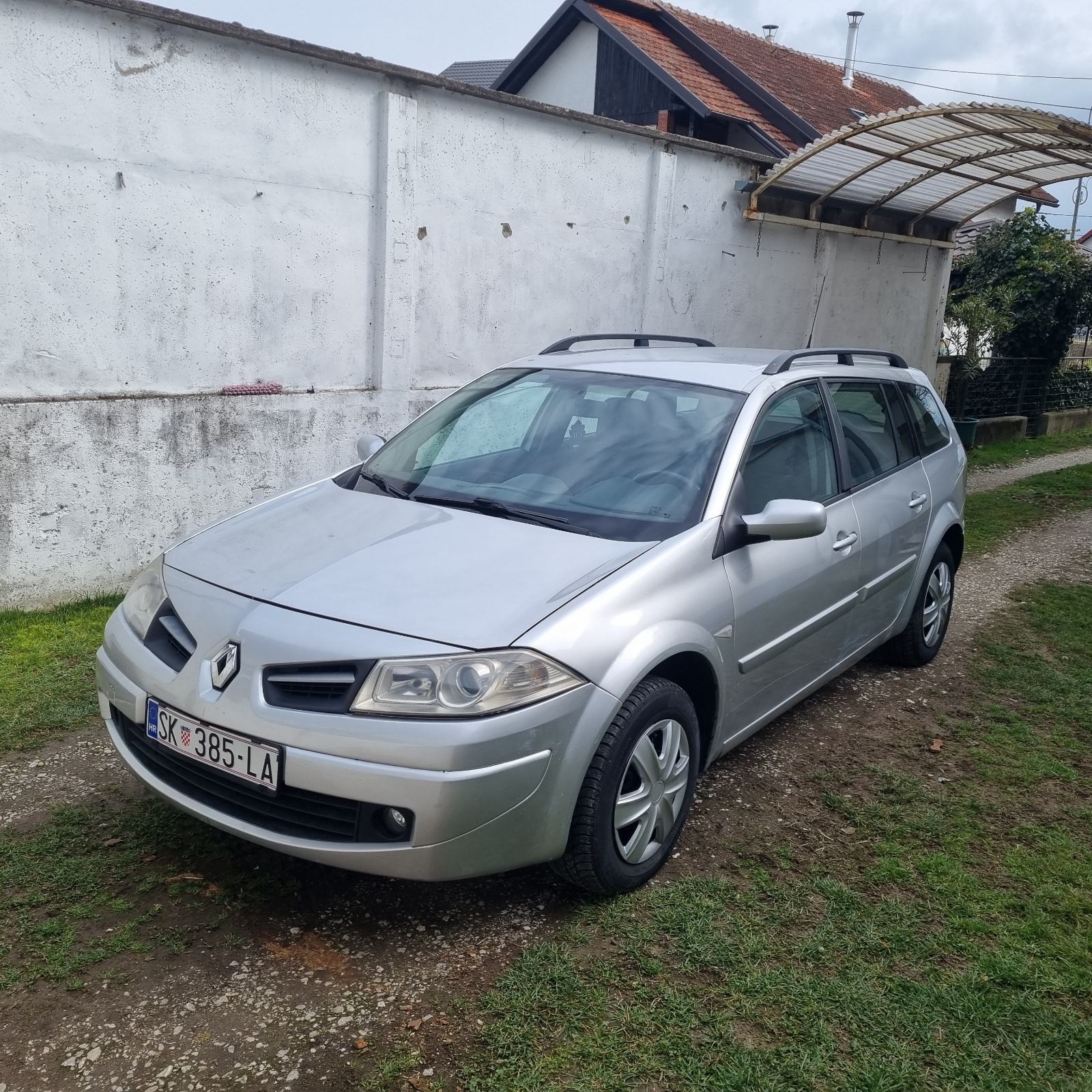 Déflecteurs d'air - J&J AUTOMOTIVE - Renault Megane 4 - Fumé - Acrylique renforcé - Installation facile - Auto