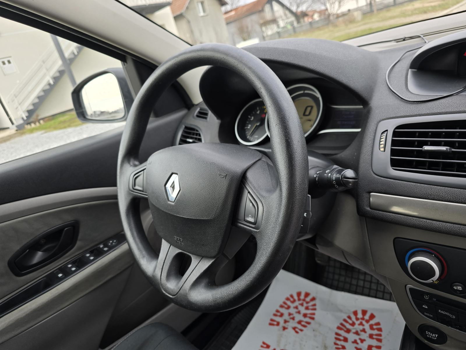 Renault Megane Grandtour 1,5 dCi-2012gd.md-KLIMA-tempomat,6brz,KARTlCE, fotografija 12