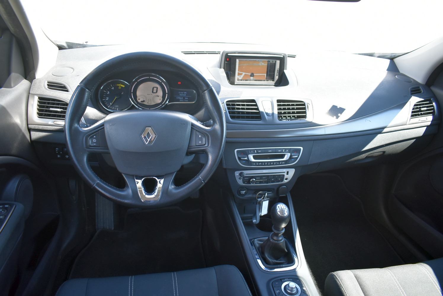 Renault Megane Grandtour 1.5 dCi *HR* REG. 03/27 NAVI,GRIJANJE SJEDALA, pogled izvana - slika 4