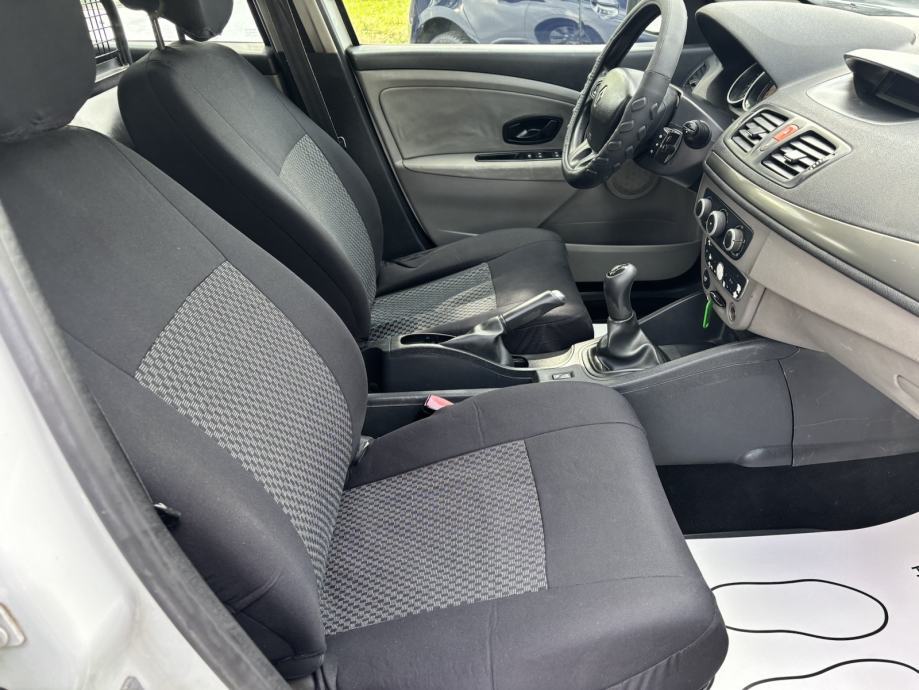 Renault Megane Grandtour 1,5 dCi N1 TERETNI - KLIMA - TEMPOMAT - PDV, fotografija 15