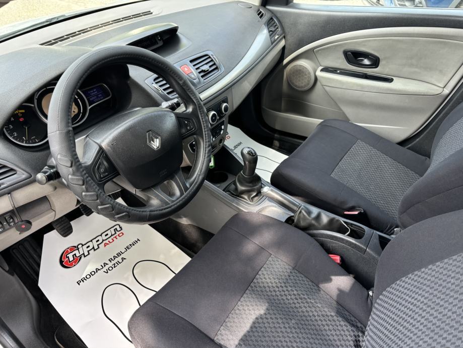 Renault Megane Grandtour 1,5 dCi N1 TERETNI - KLIMA - TEMPOMAT - PDV, fotografija 12