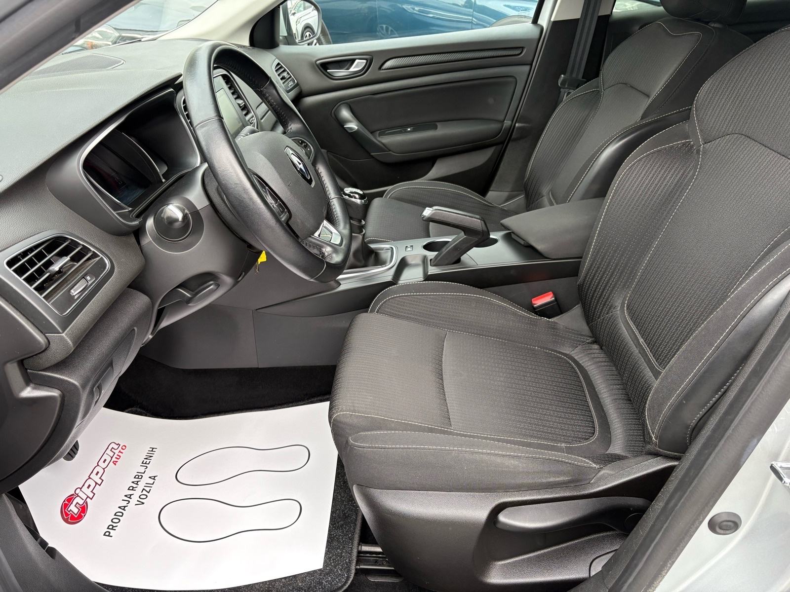Renault Megane Grandtour 1,5 dCi NAVI -VIRTUAL- LEASING RATA OD: 249 €, fotografija 11