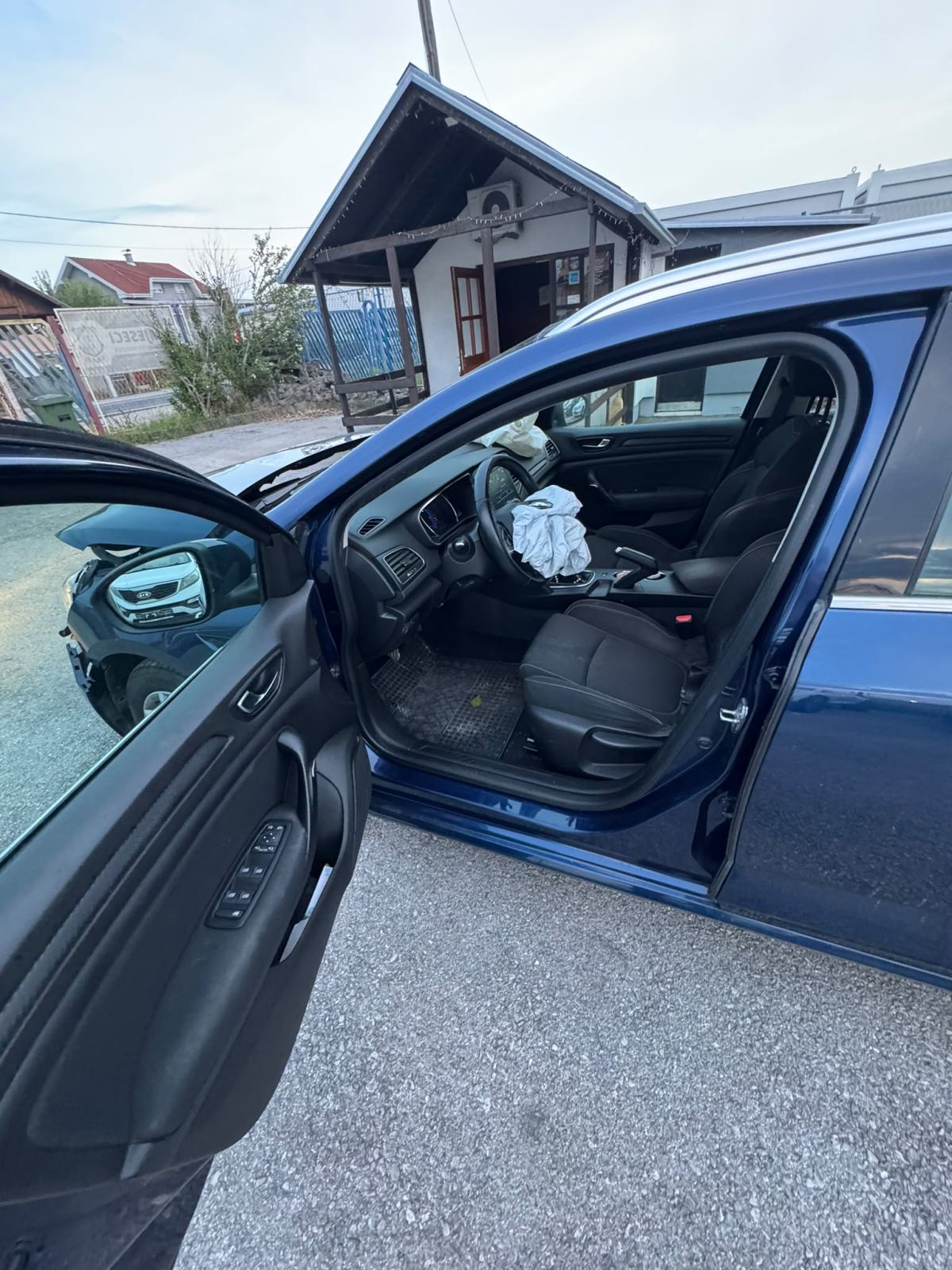 Renault Megane Grandtour 1.5 DCI *OŠTEĆEN*, fotografija 7