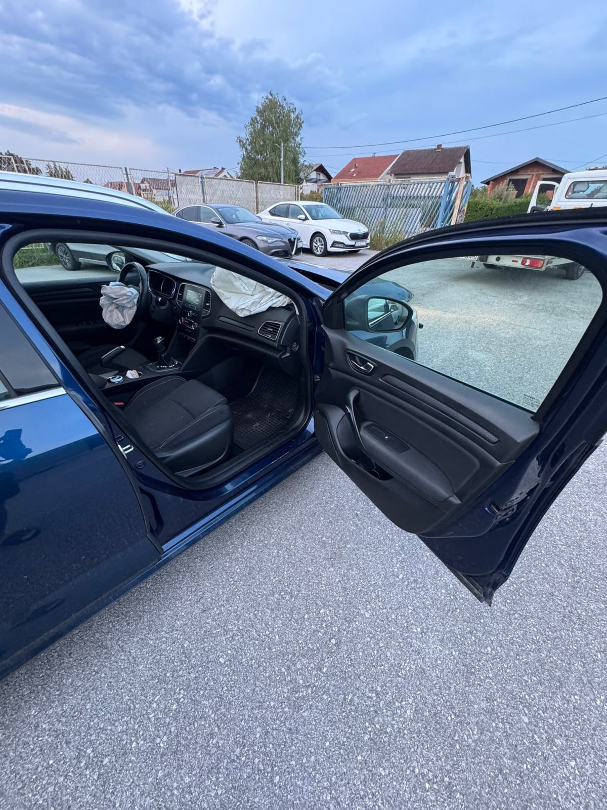 Renault Megane Grandtour 1.5 DCI *OŠTEĆEN*, fotografija 6