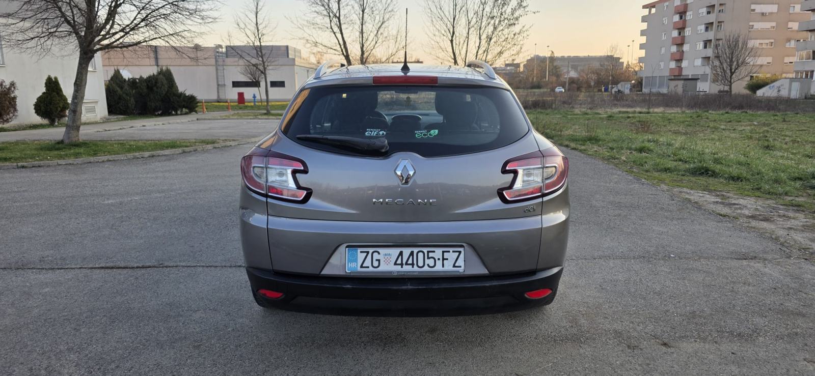 Renault Megane Grandtour 1,5 dCi reg.do 07/27,Odlicno stanje, fotografija 19