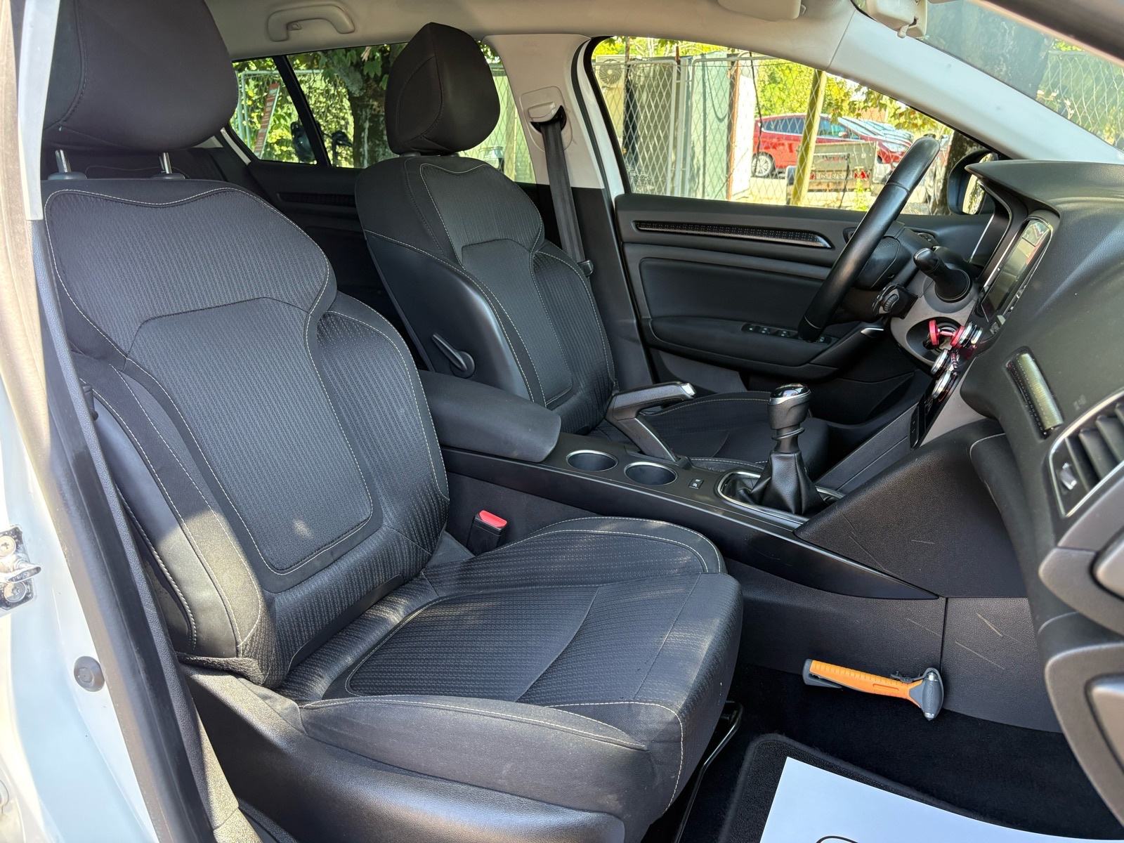 Renault Megane Grandtour 1,5 dCi REG:12/2026 - NAVI - KLIMA - LEASING, fotografija 20