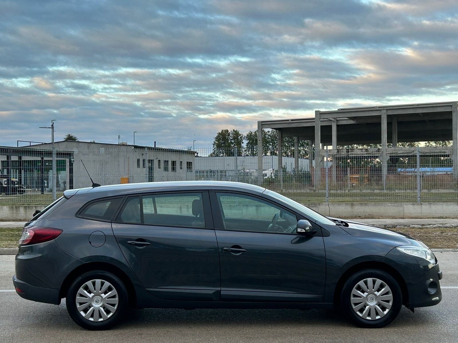 Renault Megane Grandtour 1,5 dCi, fotografija 2
