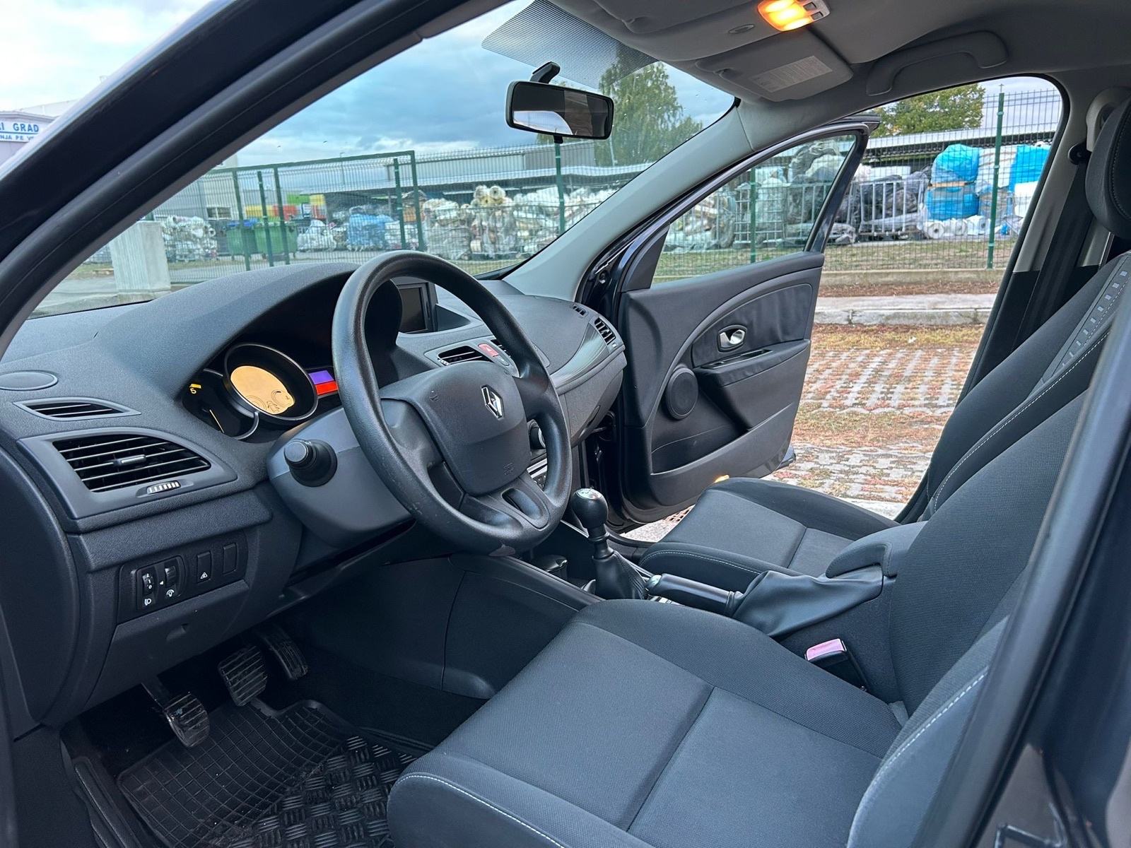Renault Megane Grandtour 1,5 dCi, fotografija 13