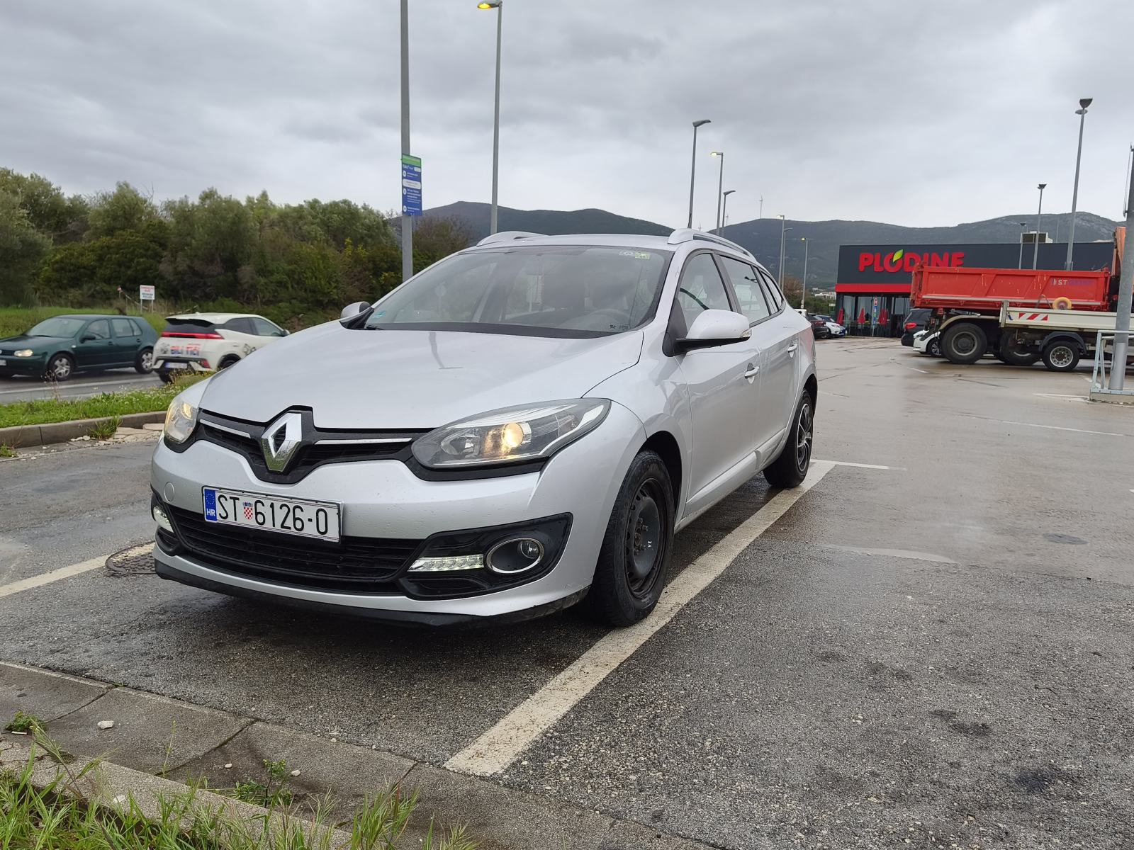 Renault Megane Grandtour 1,5 dCi registriran do 05/2027, fotografija 1