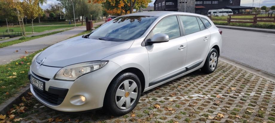 Renault Megane Grandtour 1,5 dCi, fotografija 2