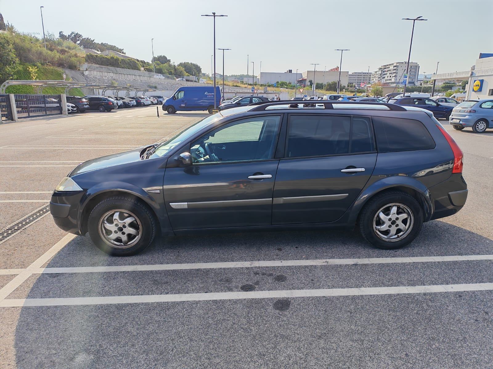 Renault Megane Grandtour 1,5 dCi, fotografija 15