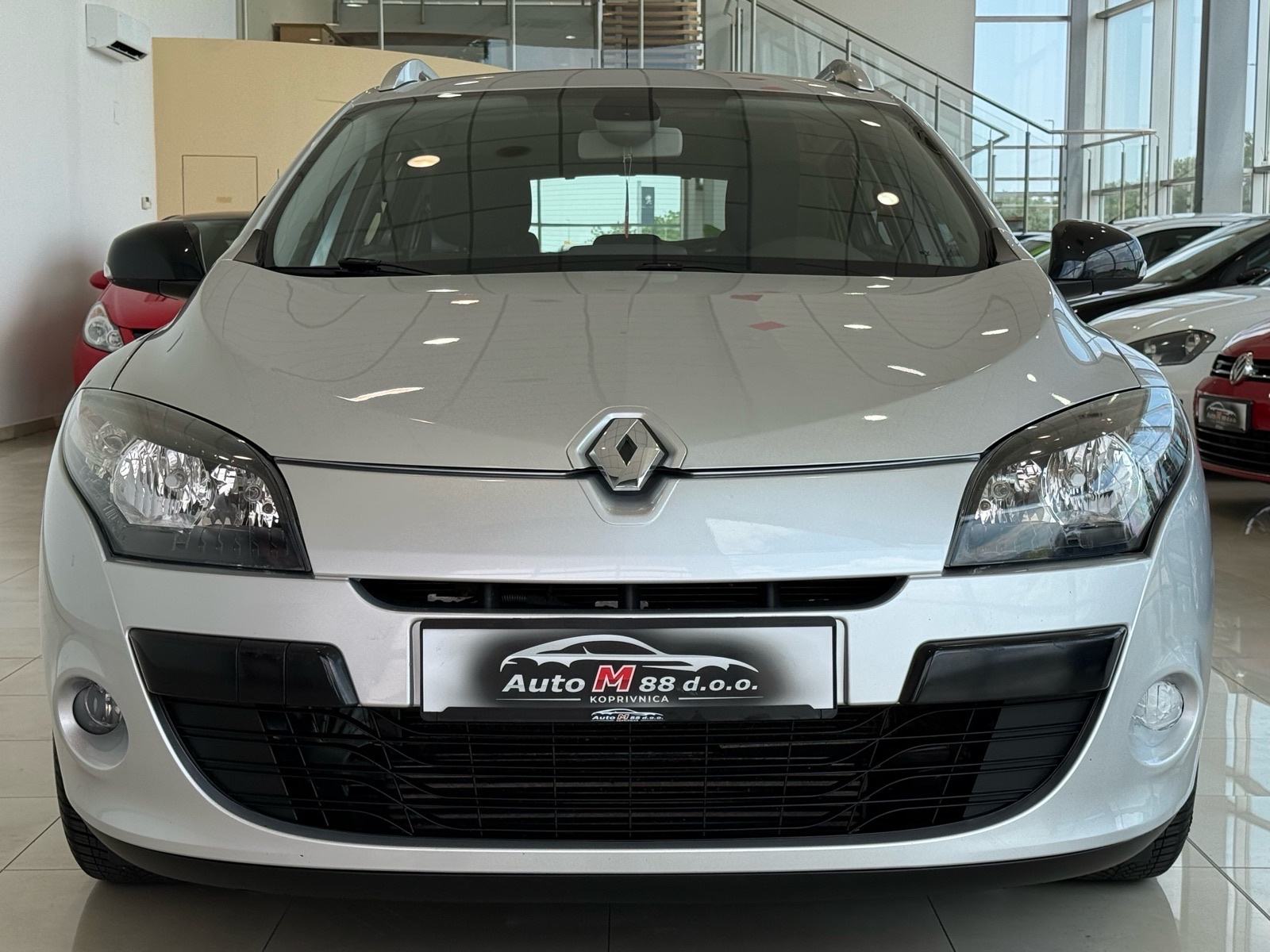 Renault Megane Grandtour 1.5 DCI⭐️121.000KM⭐️NAVI⭐️SERVISNA⭐️GARANCIJA, fotografija 3