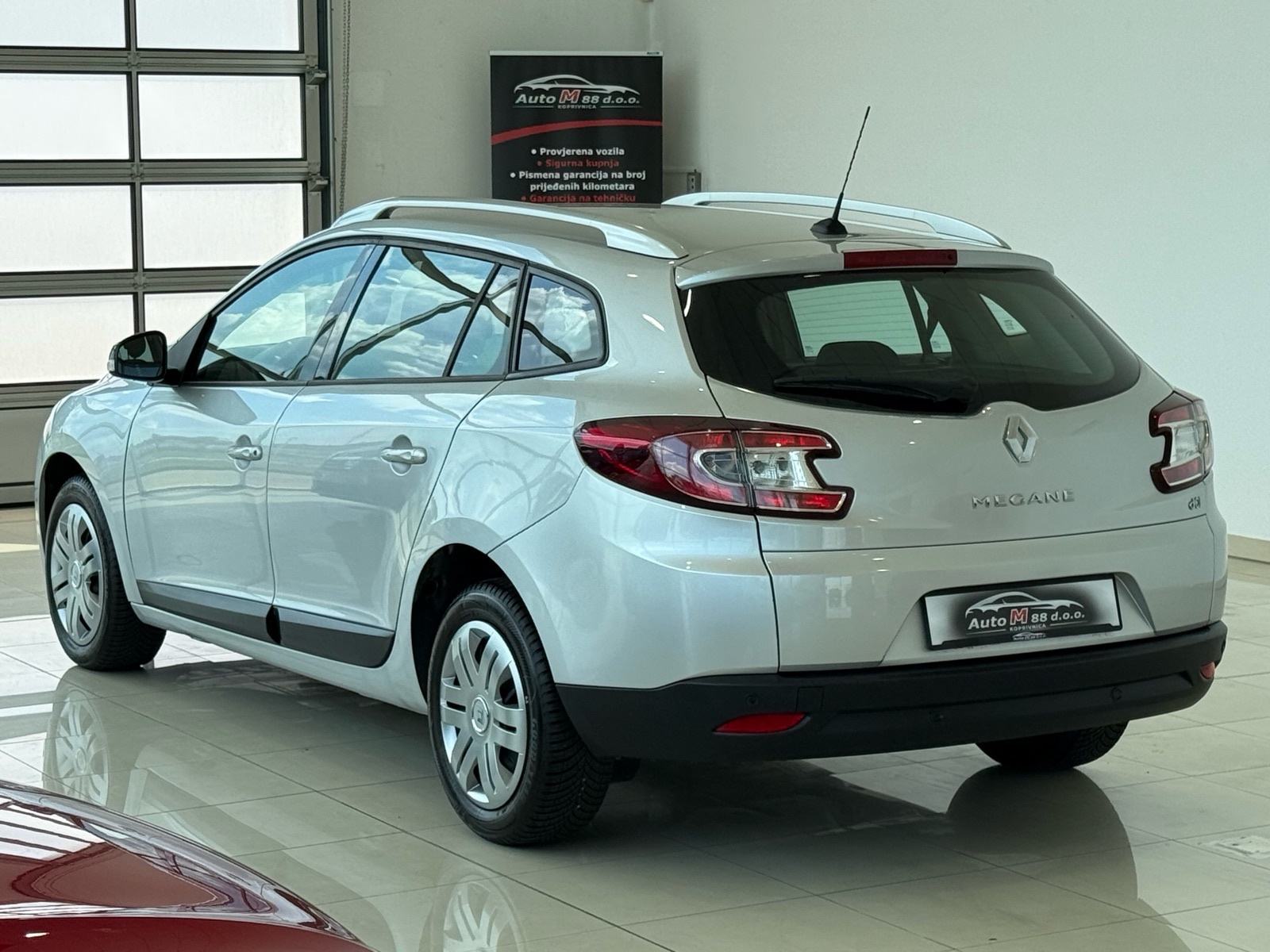 Renault Megane Grandtour 1.5 DCI⭐️121.000KM⭐️NAVI⭐️SERVISNA⭐️GARANCIJA, fotografija 6
