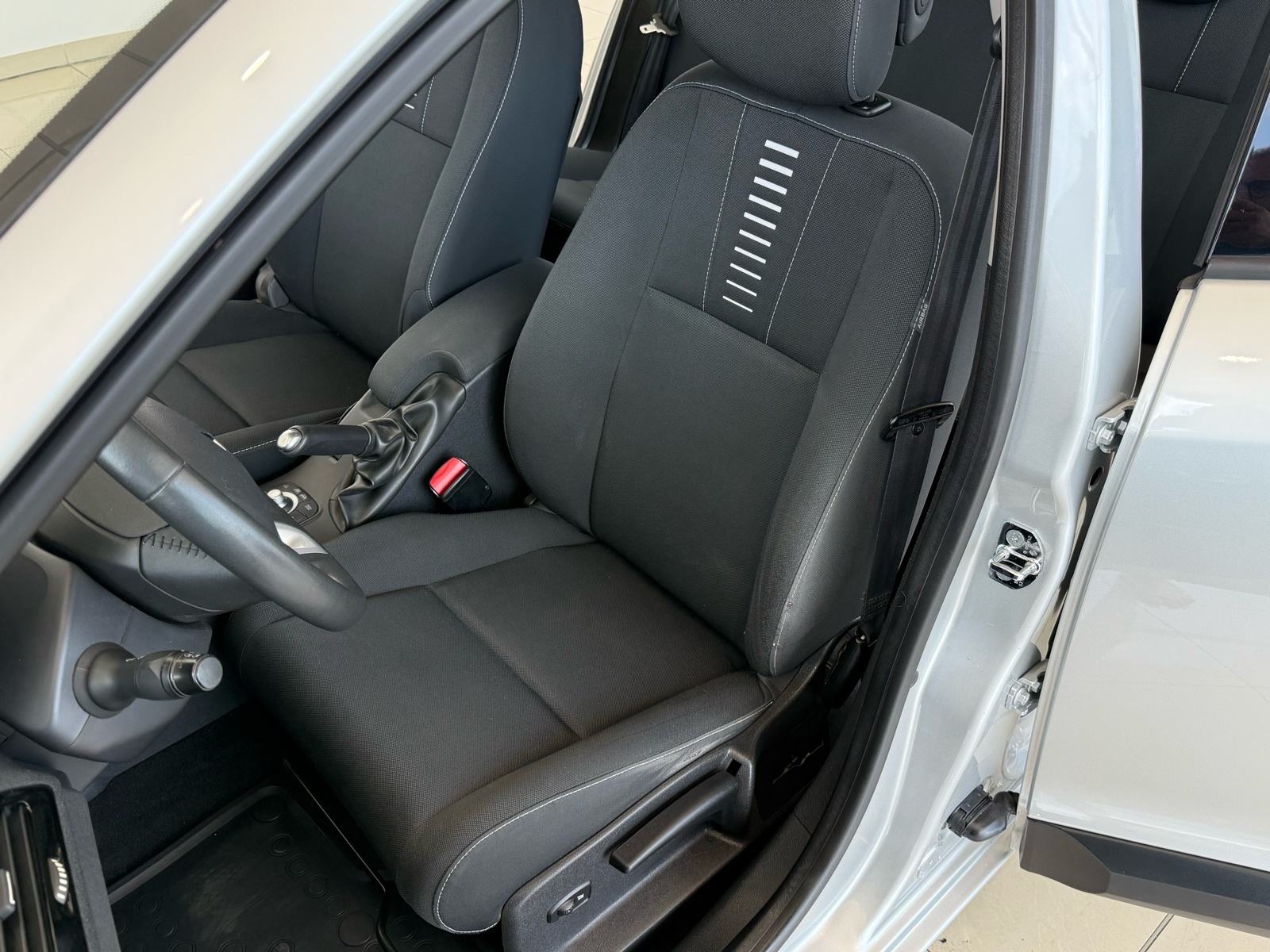 Renault Megane Grandtour 1.5 DCI⭐️121.000KM⭐️NAVI⭐️SERVISNA⭐️GARANCIJA, fotografija 12