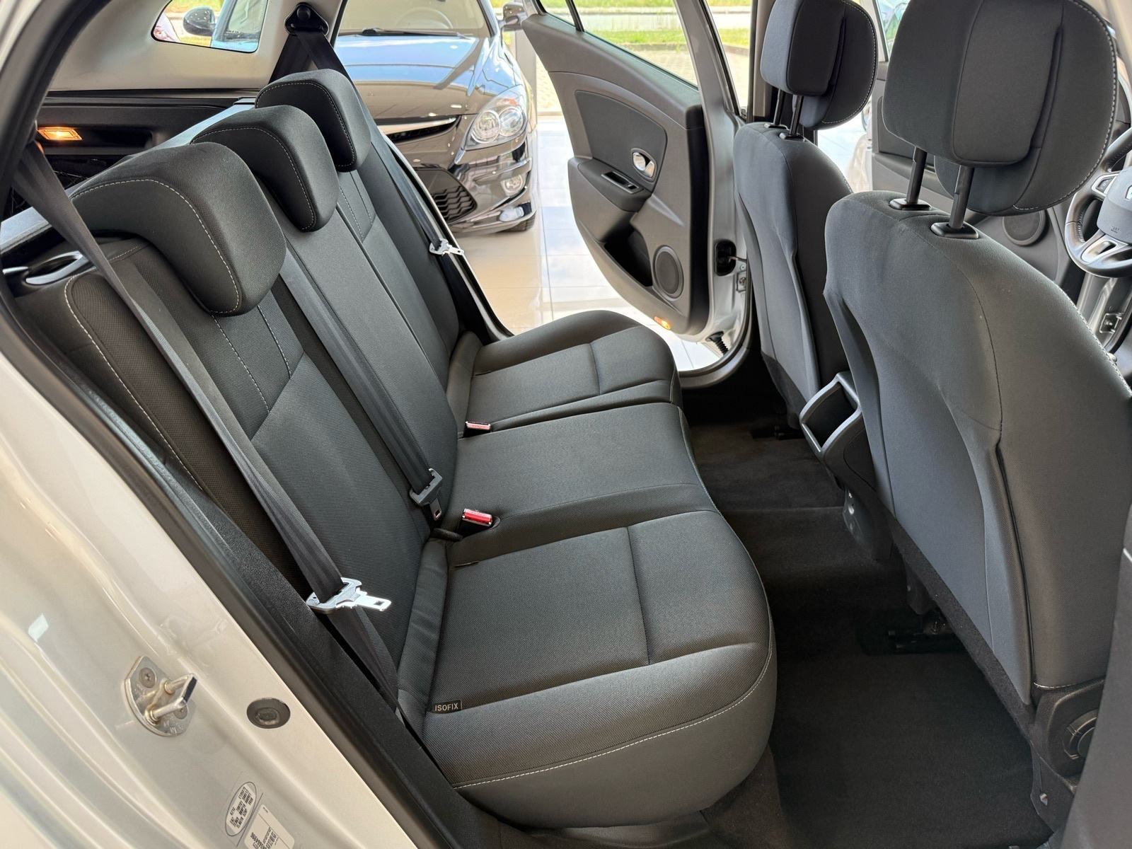Renault Megane Grandtour 1.5 DCI⭐️121.000KM⭐️NAVI⭐️SERVISNA⭐️GARANCIJA, fotografija 19