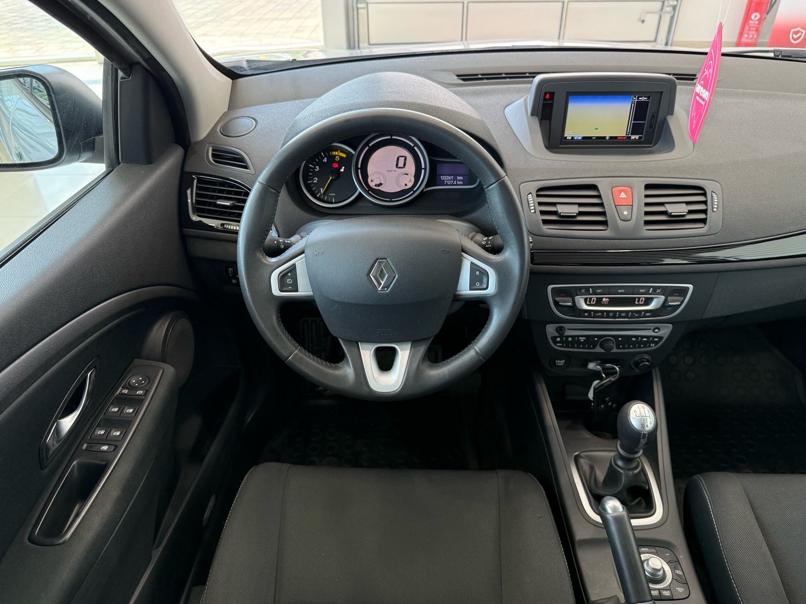 Renault Megane Grandtour 1.5 DCI⭐️121.000KM⭐️NAVI⭐️SERVISNA⭐️GARANCIJA, fotografija 20