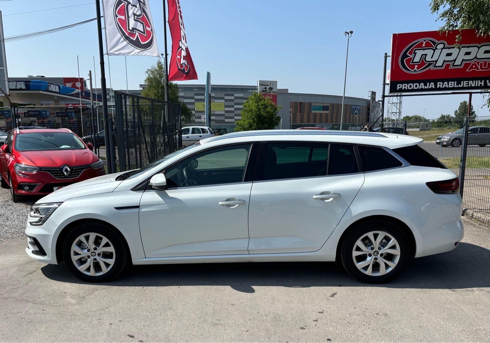 Renault Megane Grandtour 1.5dCi REG:04/2027 - NAVI - LEASING RATA 202€, fotografija 3