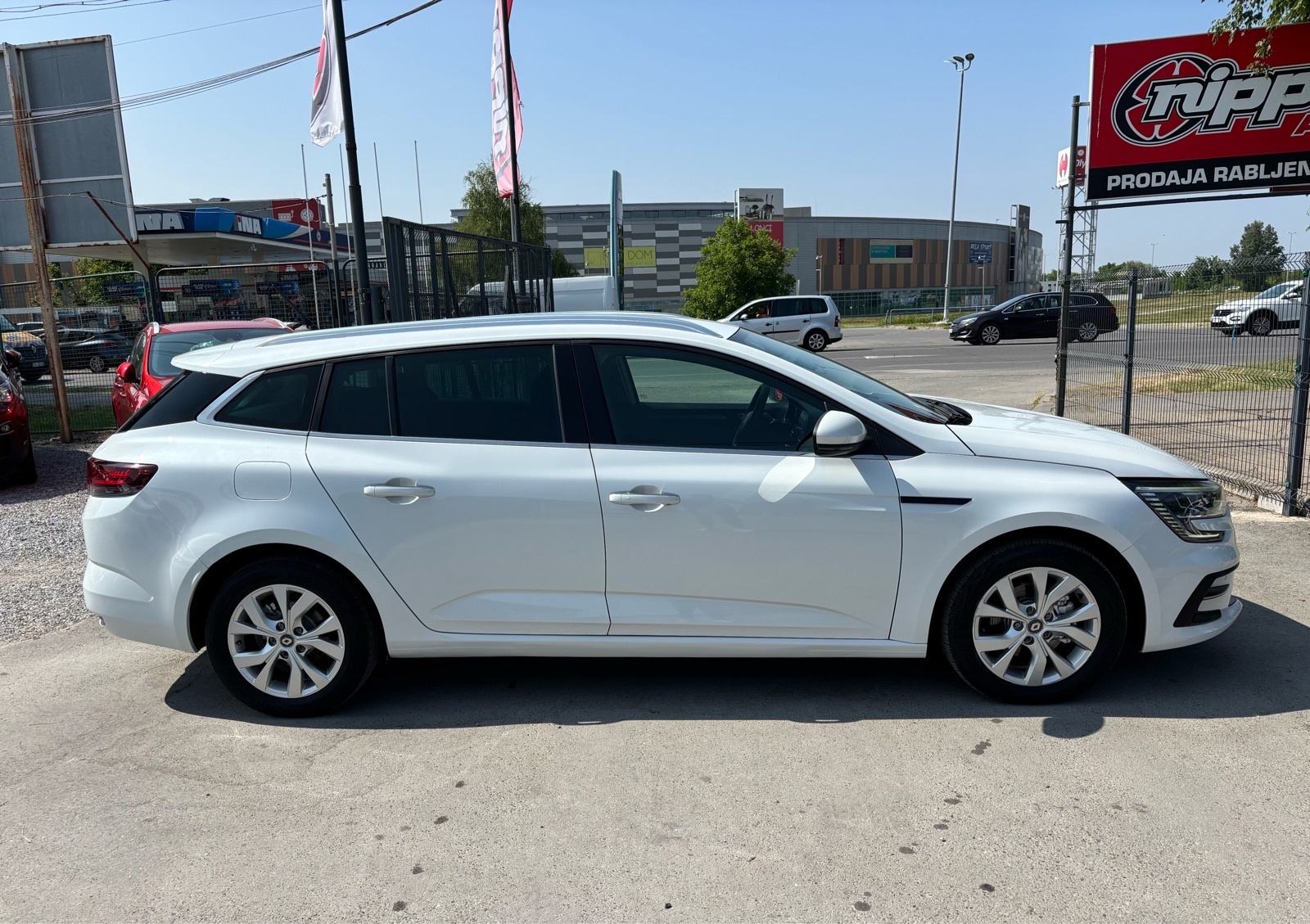 Renault Megane Grandtour 1.5dCi REG:04/2027 - NAVI - LEASING RATA 202€, fotografija 7