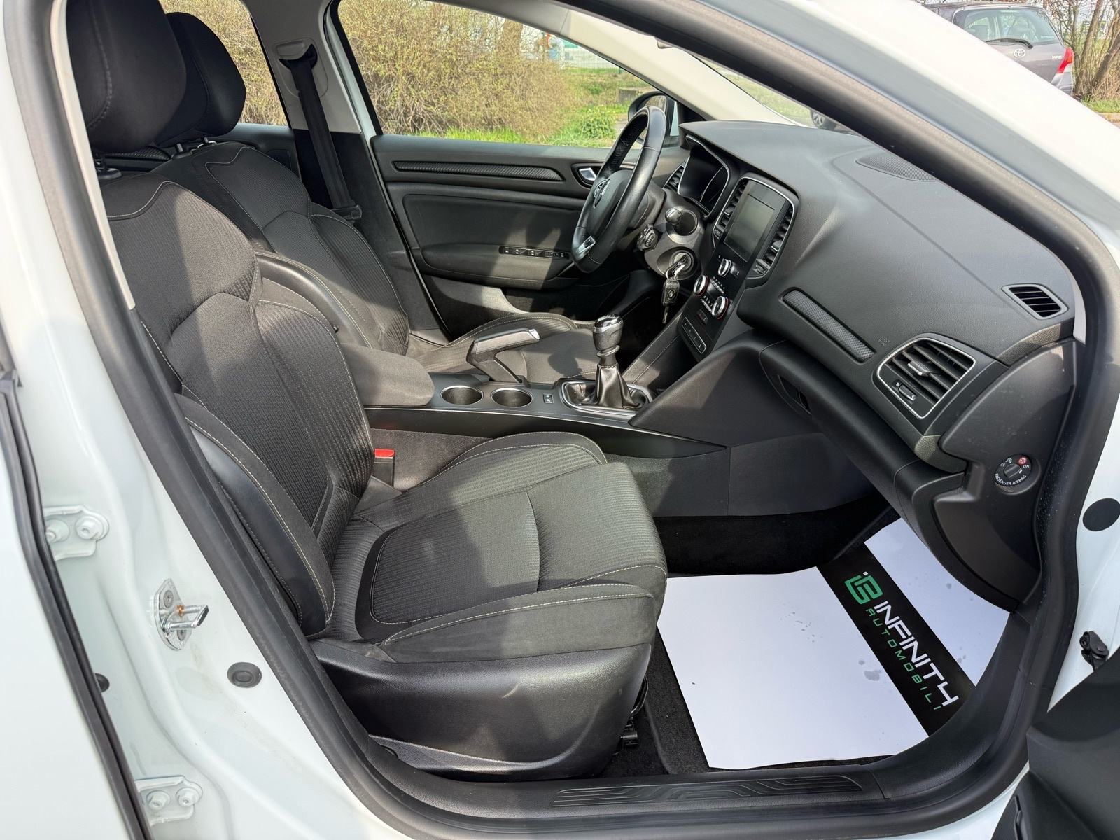 Renault Megane Grandtour 1.5dCi LEASING BEZ UČEŠĆA, NAV, VIRT,AUTKLIMA, fotografija 18