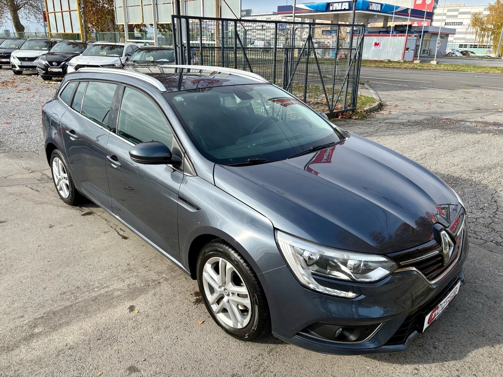 Renault Megane Grandtour 1.5dCi NAVI - TEMPOMAT - LEASING RATA 315 €, fotografija 8