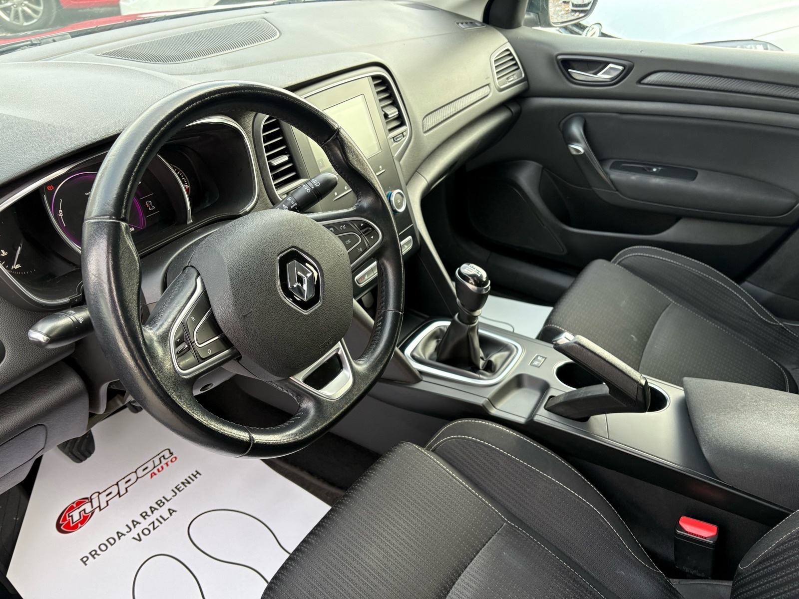 Renault Megane Grandtour 1.5dCi NAVI - TEMPOMAT - LEASING RATA 315 €, fotografija 10