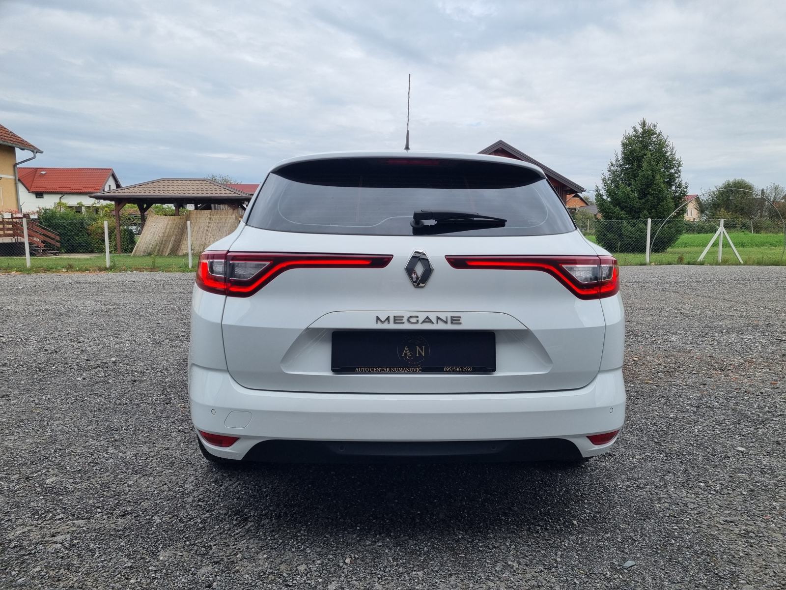 Renault Megane Grandtour 1.6 dCi--130ks--Navi,PDC,Led-, fotografija 4