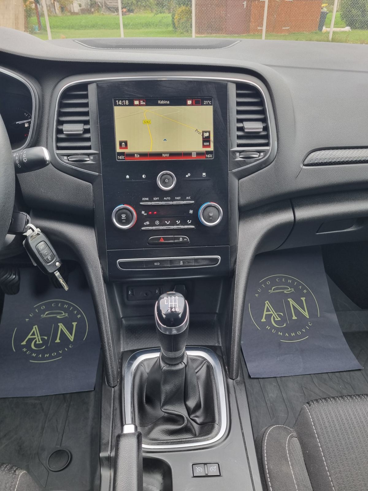Renault Megane Grandtour 1.6 dCi--130ks--Navi,PDC,Led-, fotografija 13